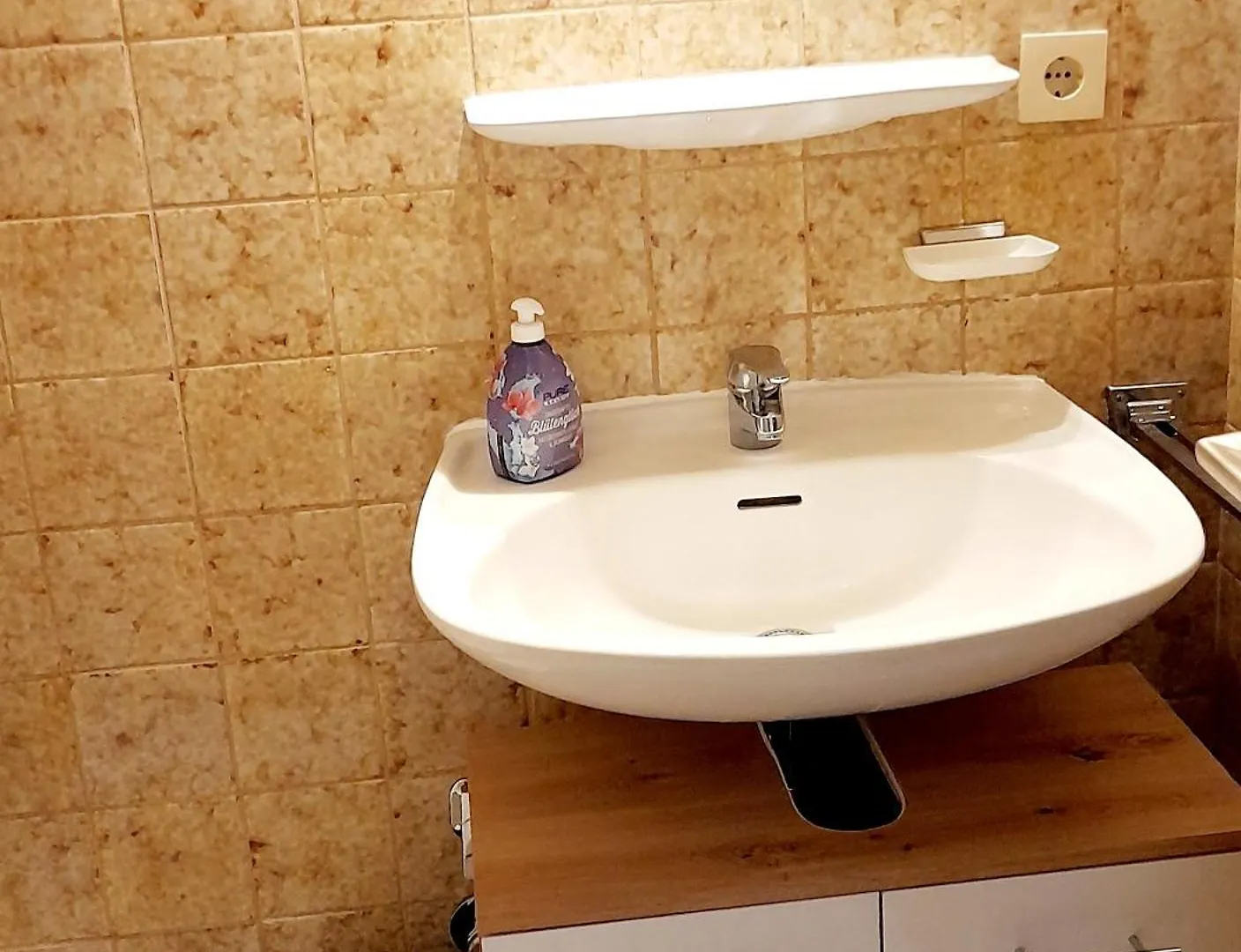 פסאו Laule Apartment Self Check In