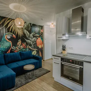Passaus Motto Appartements! Solo - Paerchen - Familien - Gruppen Apartment